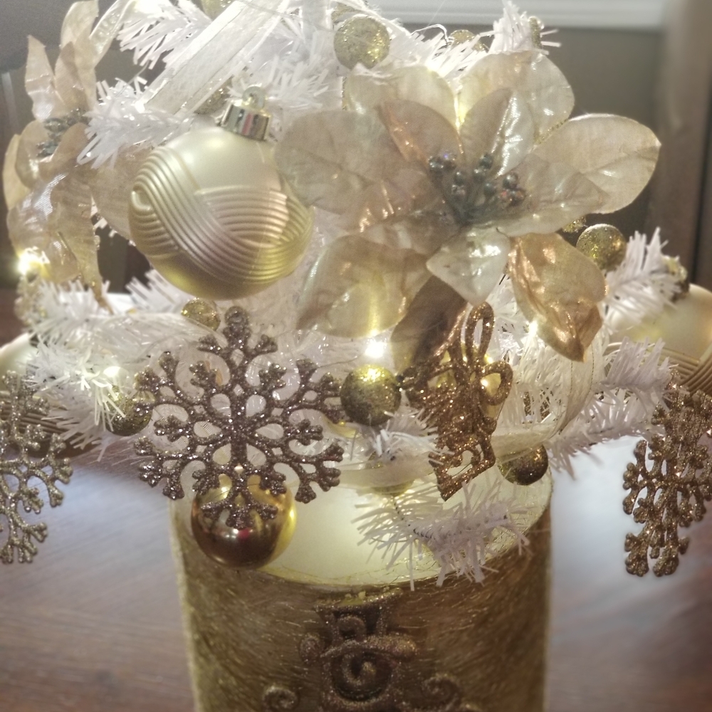 Christmas in Gold.